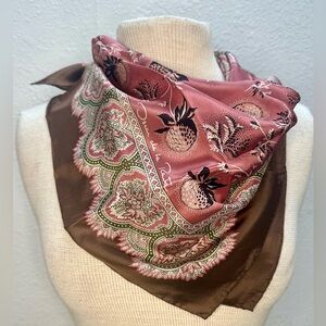 Vintage Oscar de la Renta 100% Silk Scarf